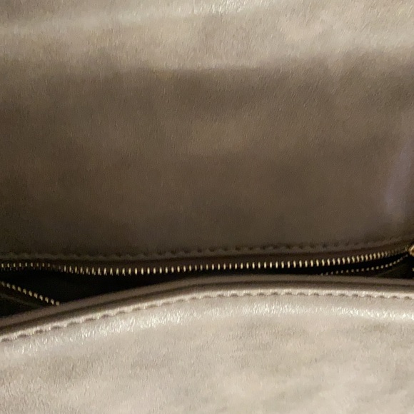 Women purse with strap inside zippered pocket - Picture 5 of 5